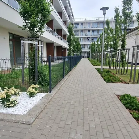 Harmonia Z Basenem By & Apartments, Ku Morzu *